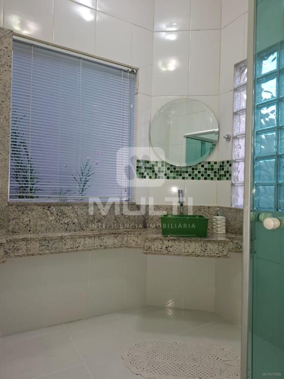 Casa, 3 quartos, 226 m² - Foto 8