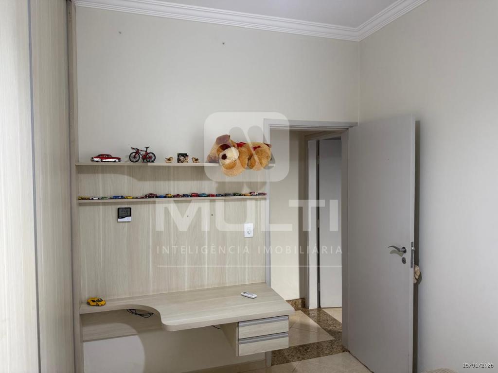 Casa, 3 quartos, 226 m² - Foto 11