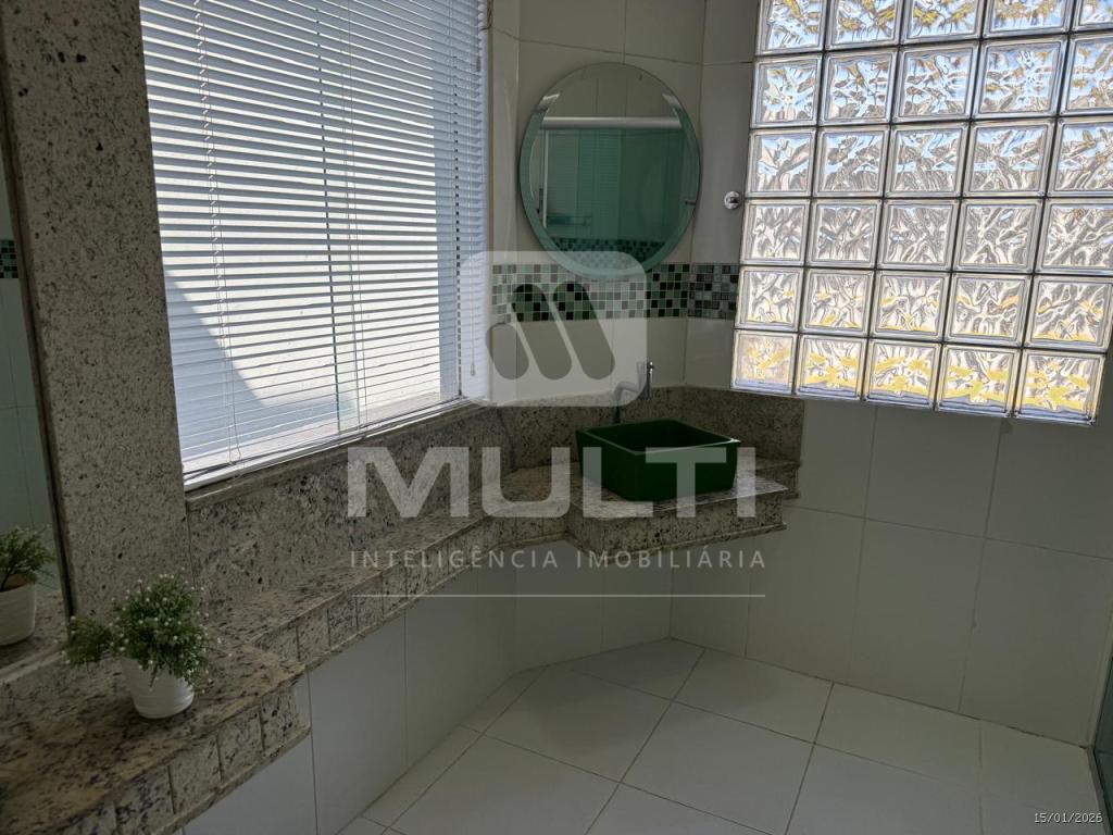 Casa, 3 quartos, 226 m² - Foto 13