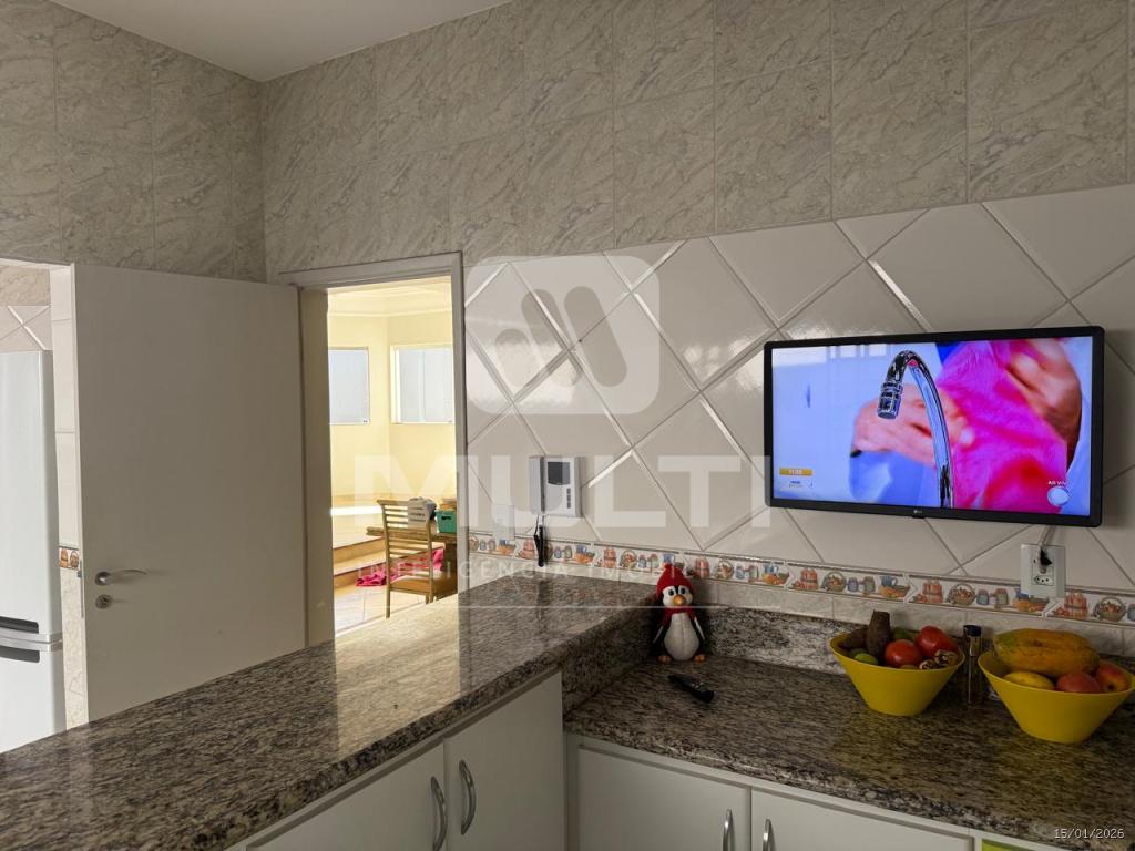 Casa, 3 quartos, 226 m² - Foto 30