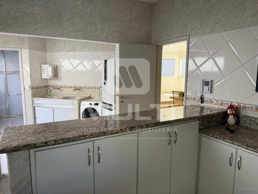 Casa, 3 quartos, 226 m² - Foto 31