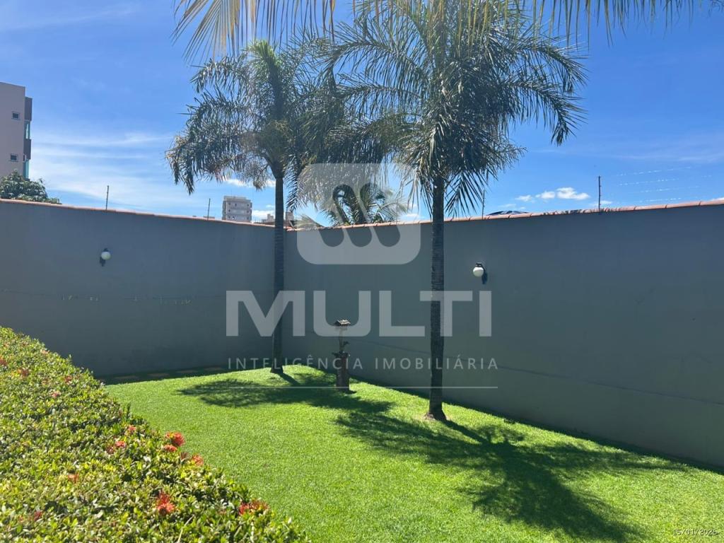 Casa, 3 quartos, 226 m² - Foto 37