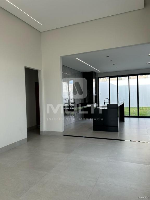 Casa, 3 quartos, 172 m² - Foto 4