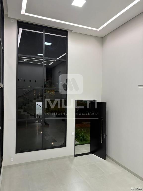 Casa, 3 quartos, 273 m² - Foto 1