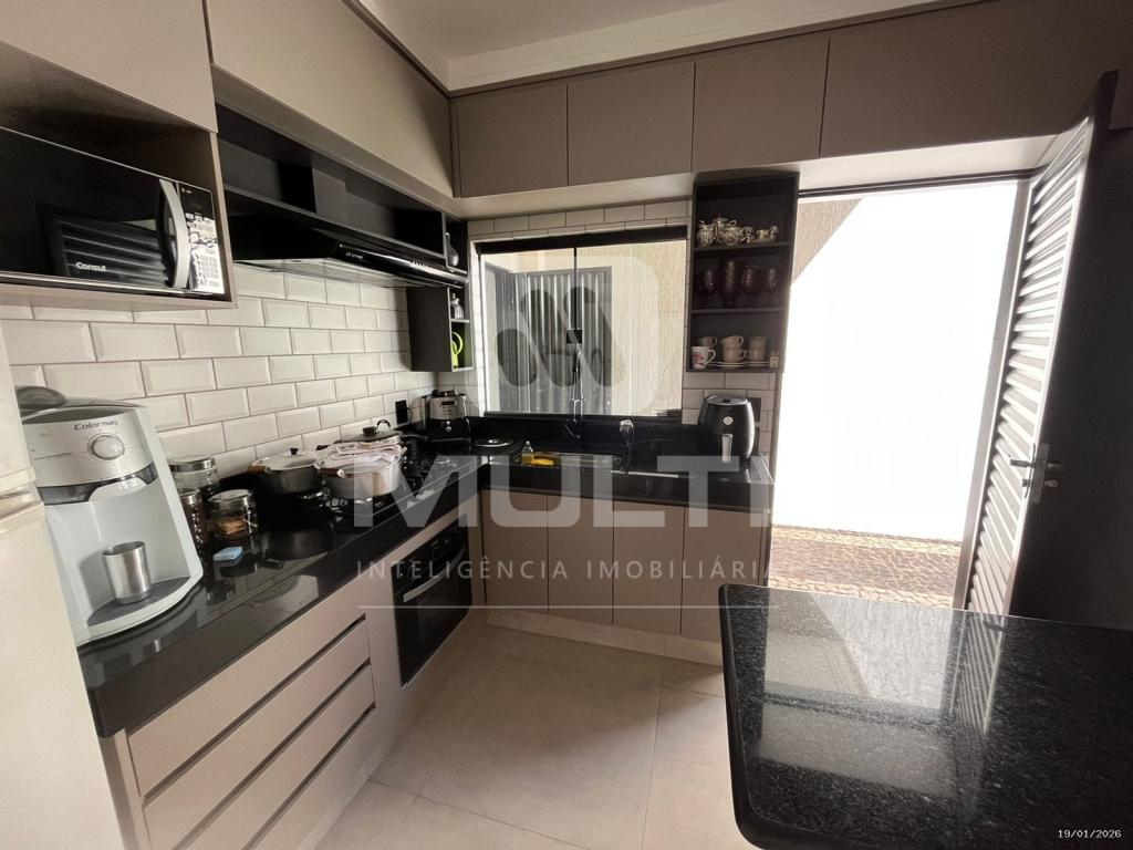 Casa, 3 quartos, 198 m² - Foto 5