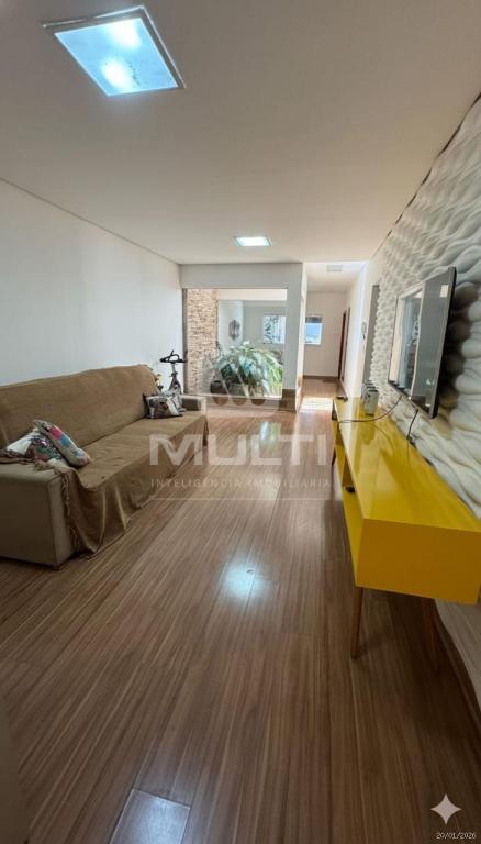 Casa, 3 quartos, 170 m² - Foto 2