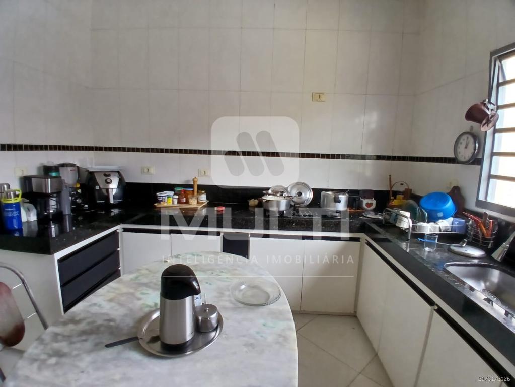 Casa, 4 quartos, 320 m² - Foto 35