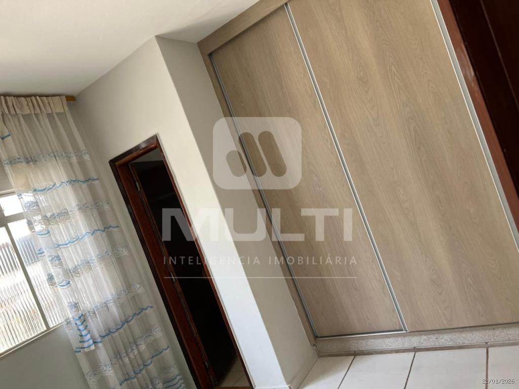 Casa, 3 quartos, 200 m² - Foto 6