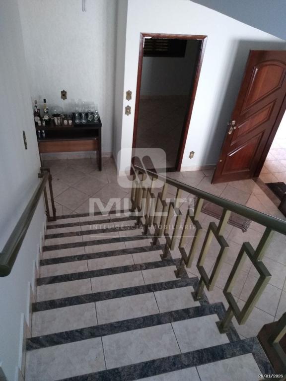 Casa, 4 quartos, 285 m² - Foto 8