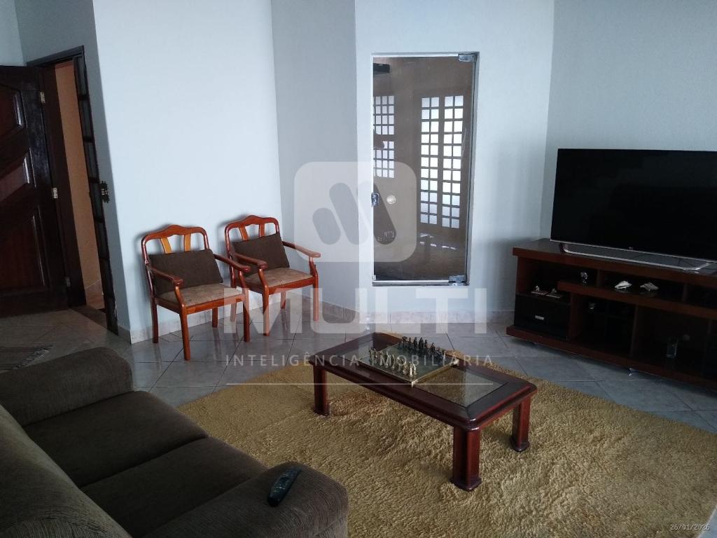 Casa, 4 quartos, 285 m² - Foto 13