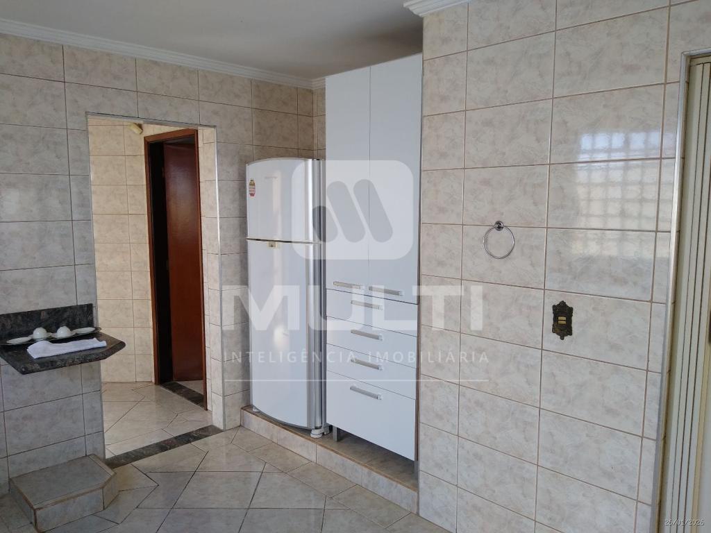 Casa, 4 quartos, 285 m² - Foto 17