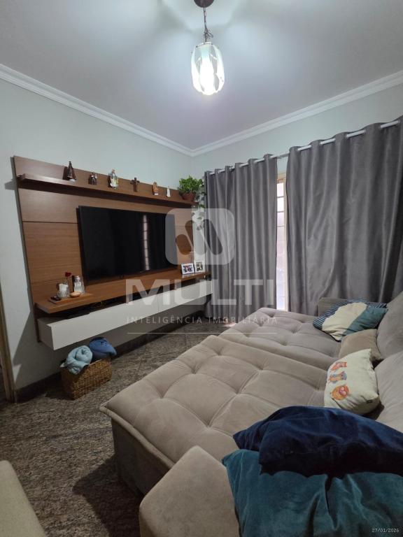 Casa, 4 quartos, 319 m² - Foto 2