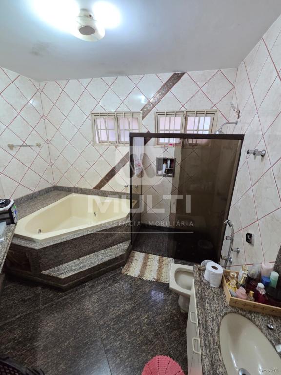 Casa, 4 quartos, 319 m² - Foto 24