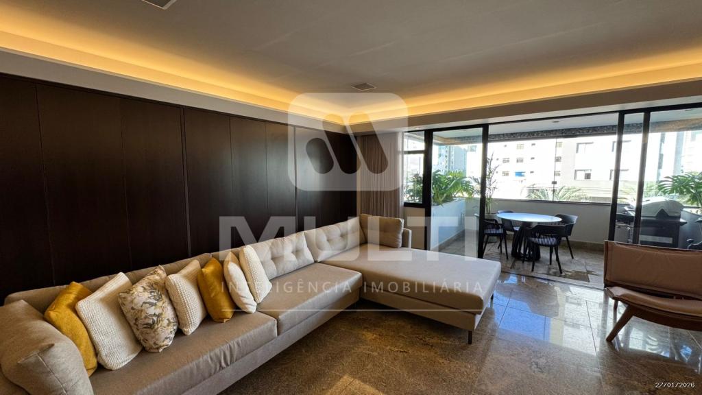 Apartamento, 3 quartos, 271 m² - Foto 1