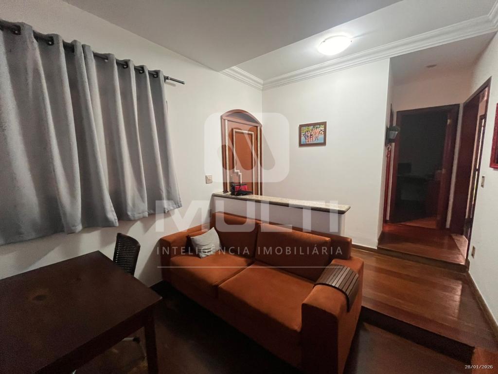 Casa, 4 quartos, 300 m² - Foto 2