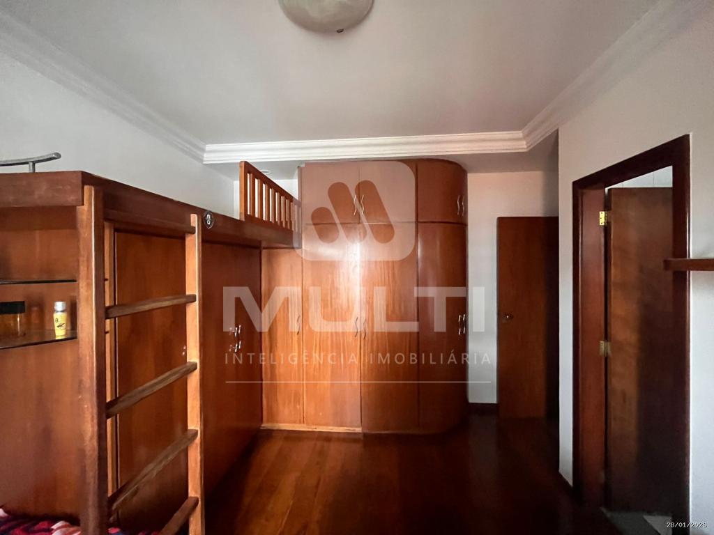 Casa, 4 quartos, 300 m² - Foto 5