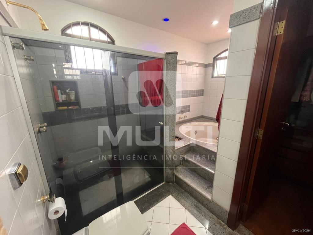 Casa, 4 quartos, 300 m² - Foto 8