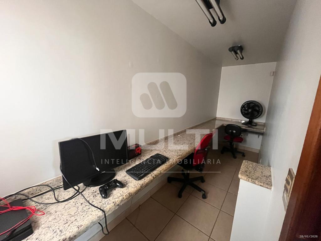Casa, 4 quartos, 300 m² - Foto 12