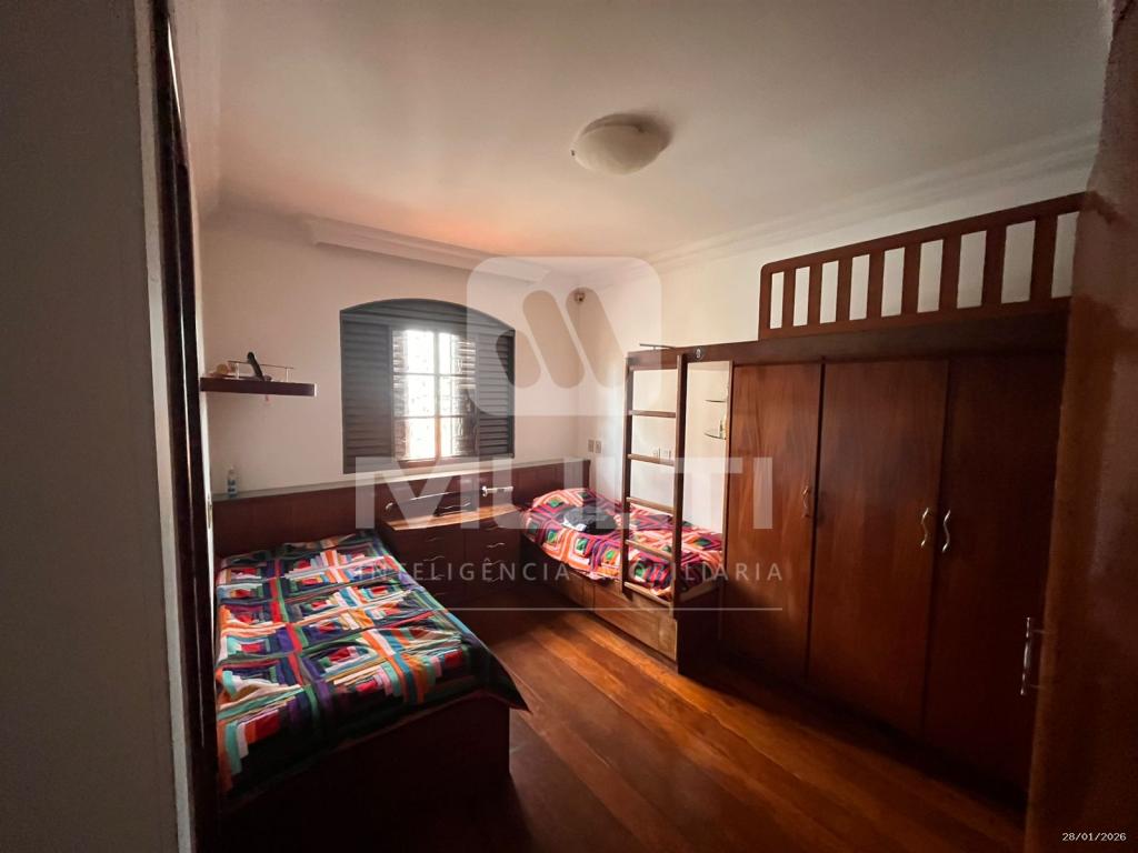 Casa, 4 quartos, 300 m² - Foto 27