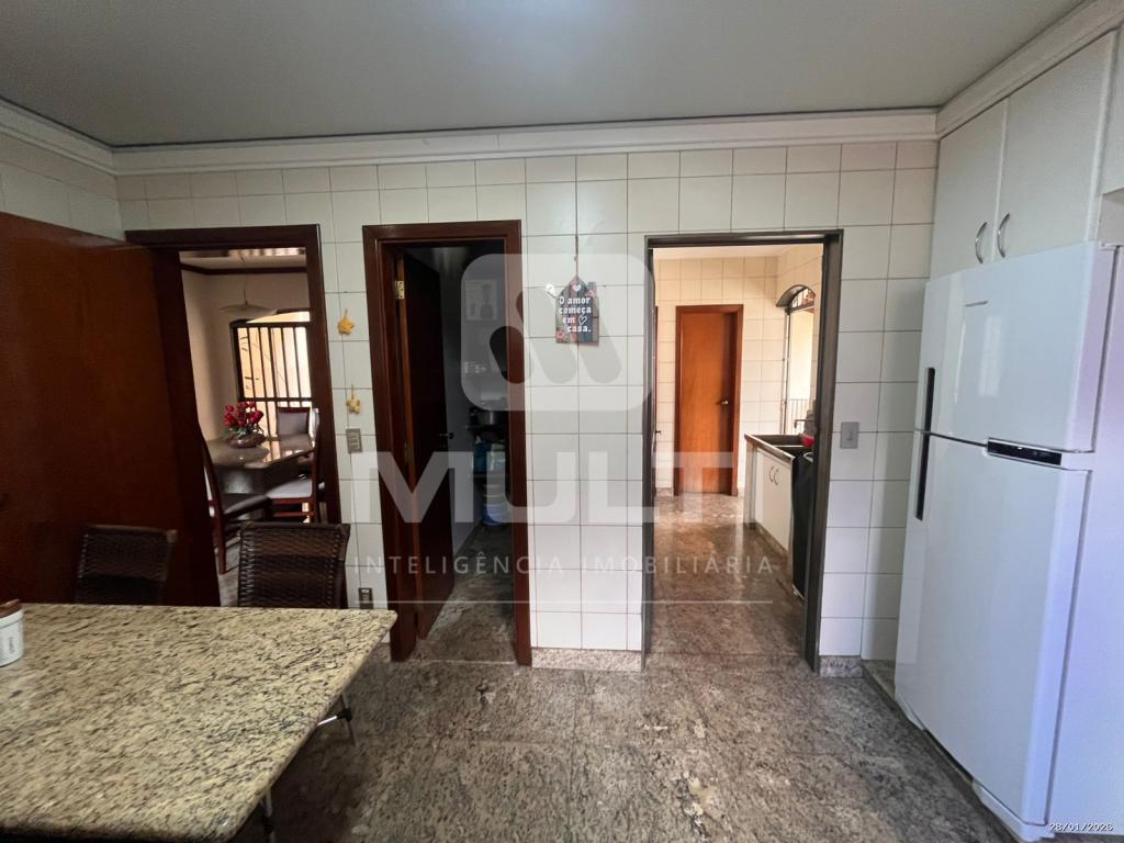 Casa, 4 quartos, 300 m² - Foto 36