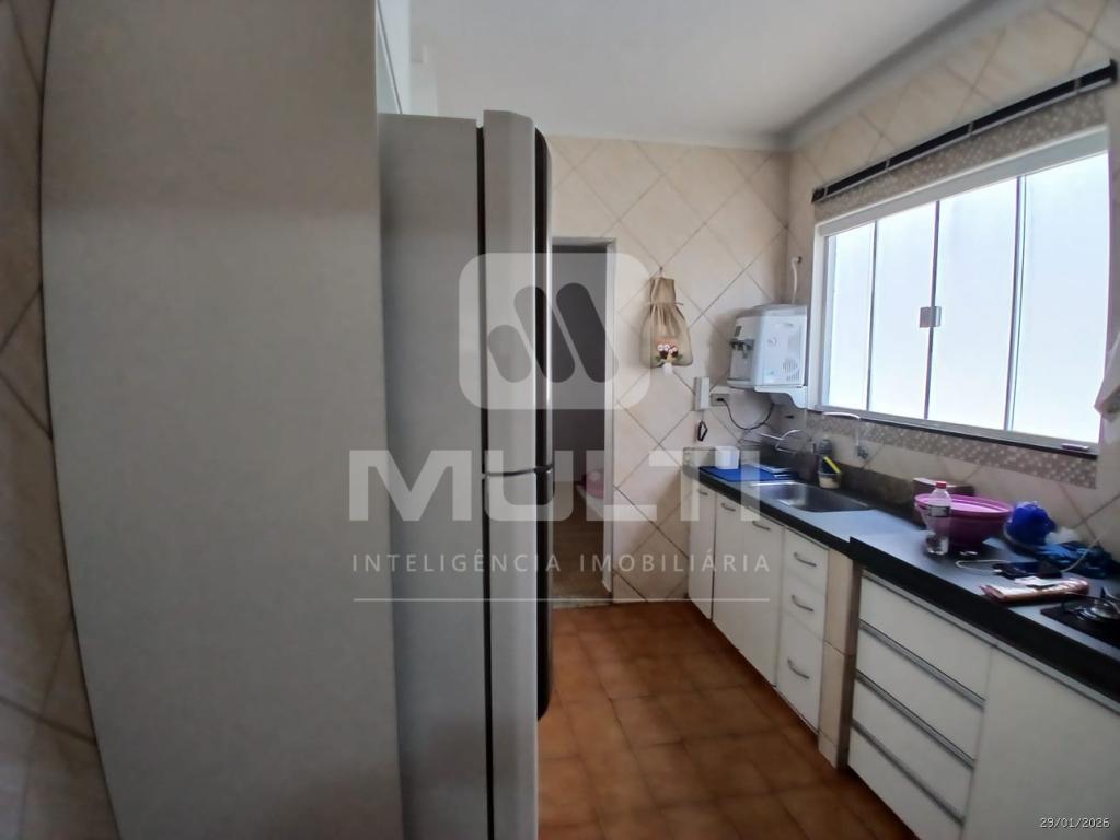 Casa, 2 quartos, 180 m² - Foto 27