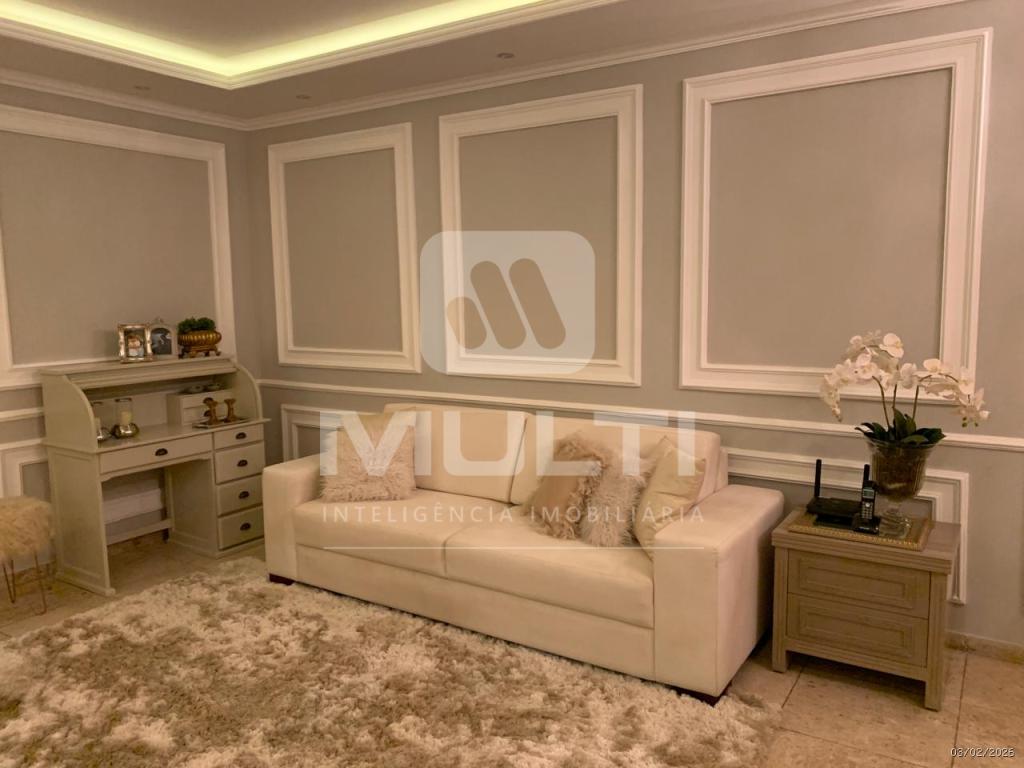 Apartamento, 3 quartos, 185 m² - Foto 2