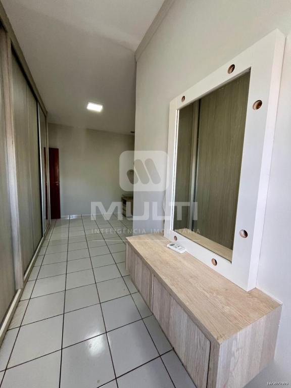 Casa, 3 quartos, 239 m² - Foto 24