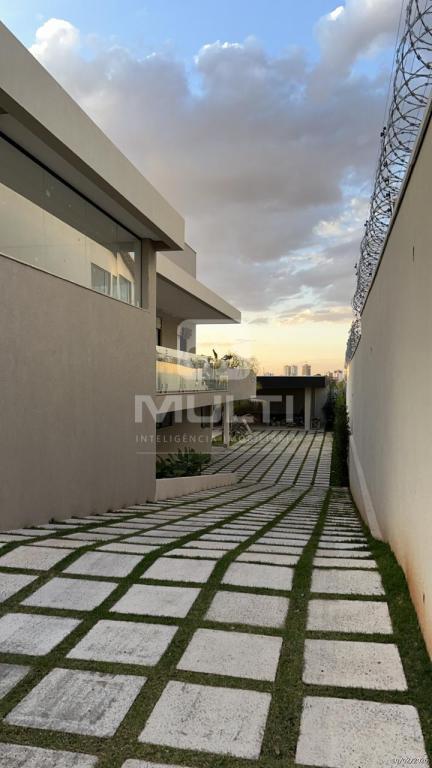 Casa, 4 quartos, 730 m² - Foto 1