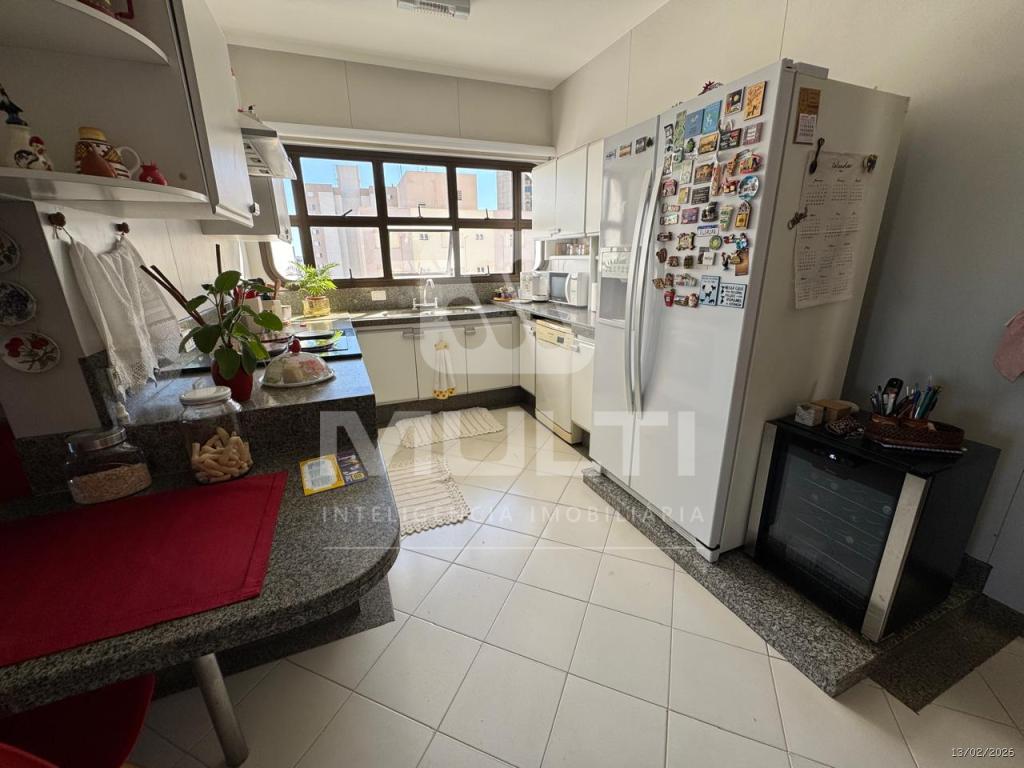 Apartamento, 3 quartos, 231 m² - Foto 5
