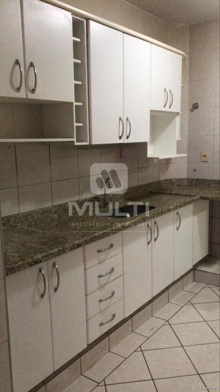 Apartamento, 3 quartos, 83 m² - Foto 2