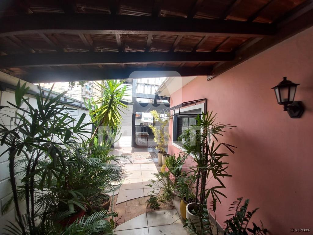 Casa, 1 quarto, 312 m² - Foto 1