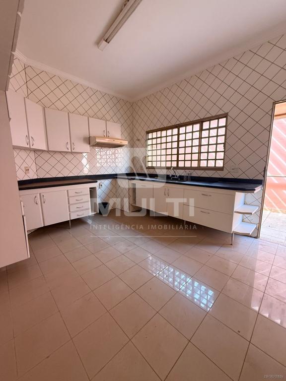 Casa, 4 quartos, 250 m² - Foto 14