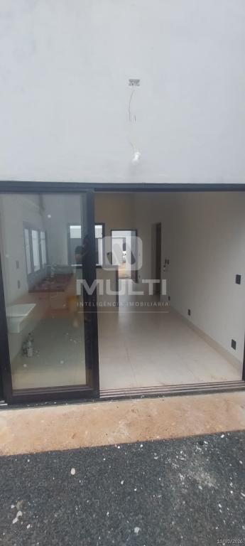 Casa, 3 quartos, 70 m² - Foto 1