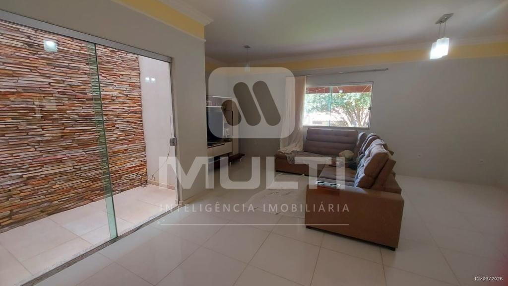 Casa, 3 quartos, 290 m² - Foto 1