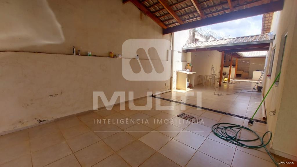 Casa, 3 quartos, 290 m² - Foto 3
