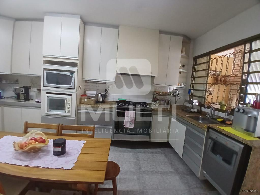 Casa, 4 quartos, 364 m² - Foto 38