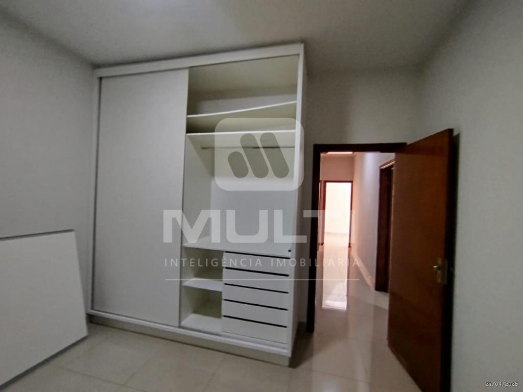 Casa, 3 quartos, 260 m² - Foto 28