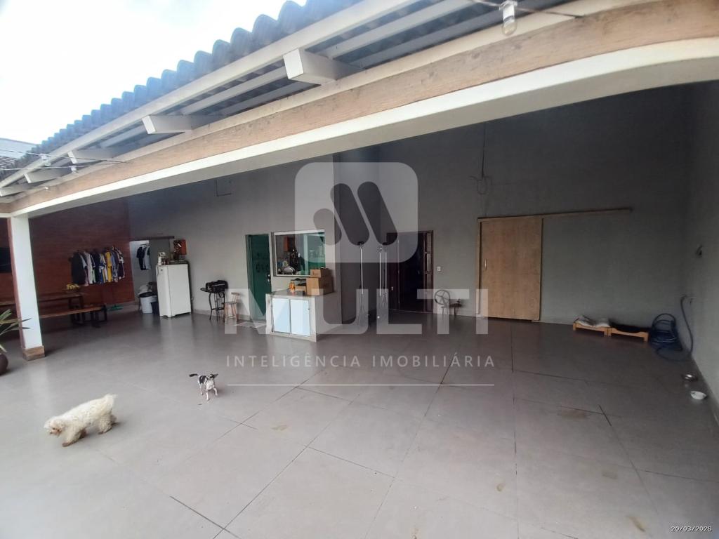 Casa, 3 quartos, 230 m² - Foto 2