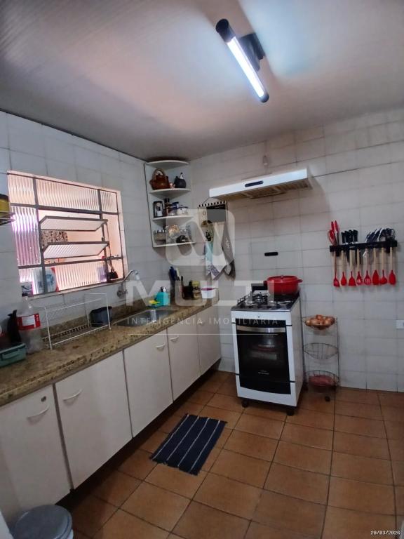 Casa, 3 quartos, 215 m² - Foto 8