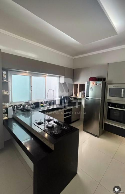 Casa, 3 quartos, 189 m² - Foto 10