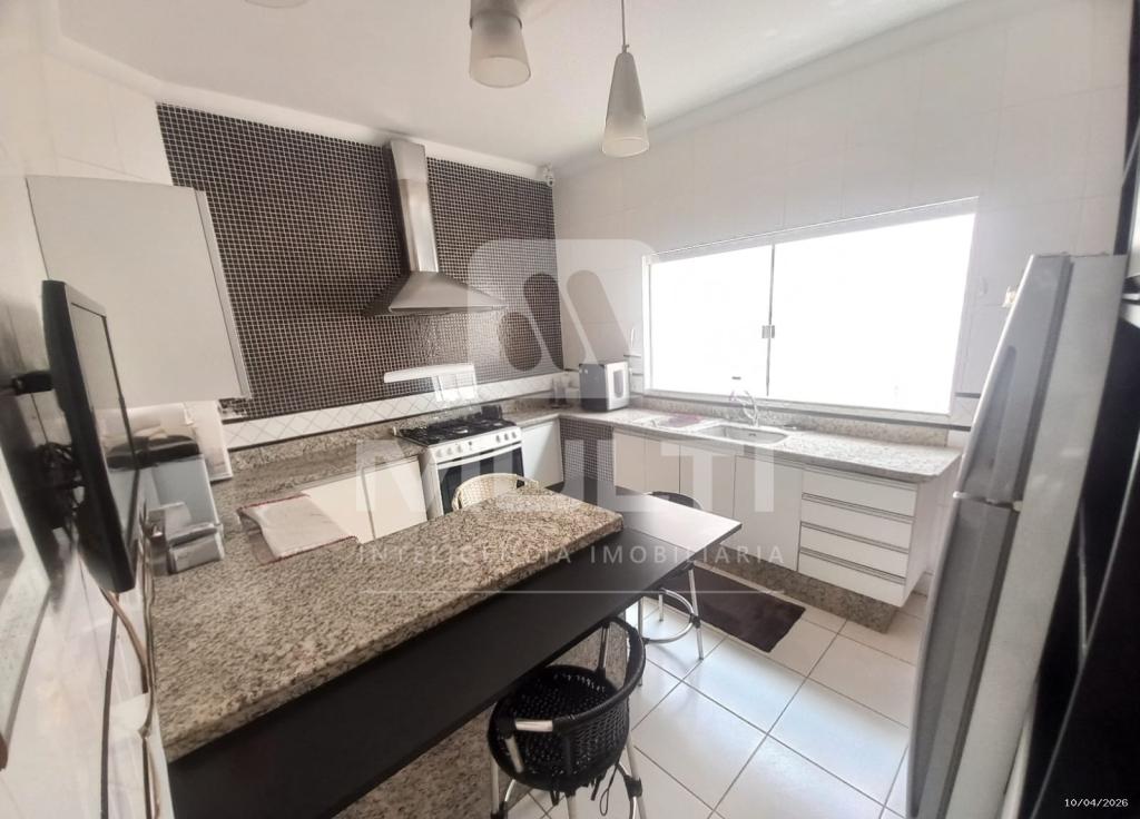 Casa, 3 quartos, 200 m² - Foto 4