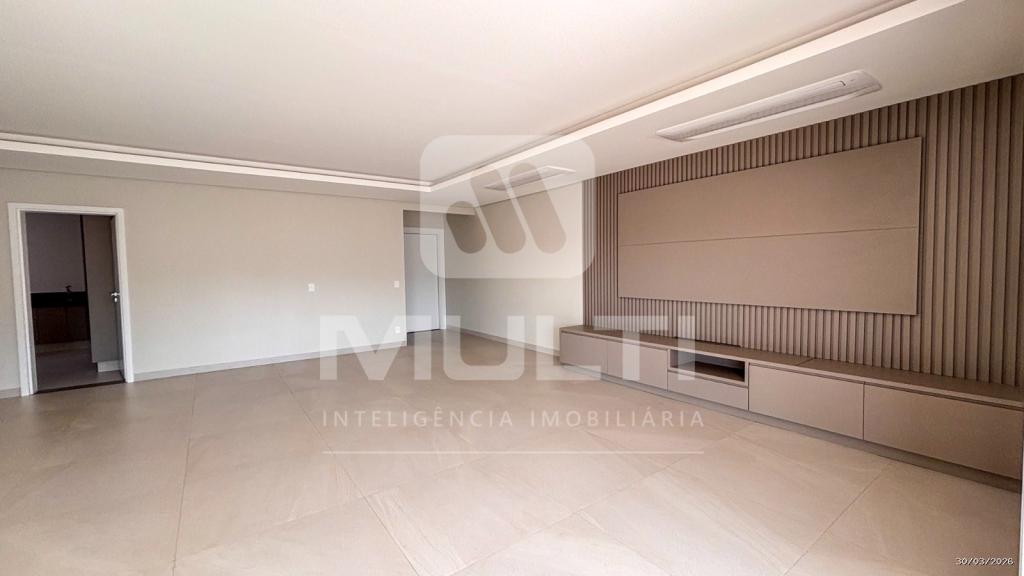 Apartamento, 3 quartos, 186 m² - Foto 2