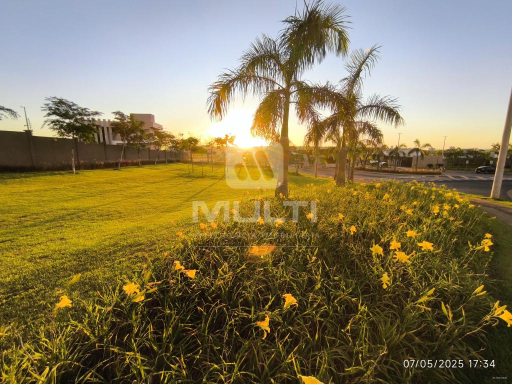 Terreno, 1 m² - Foto 1