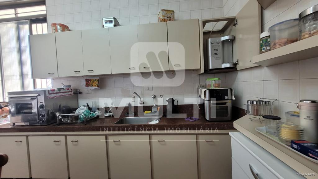 Casa, 5 quartos, 300 m² - Foto 17