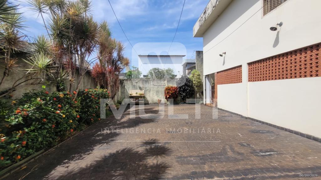 Casa, 5 quartos, 300 m² - Foto 22