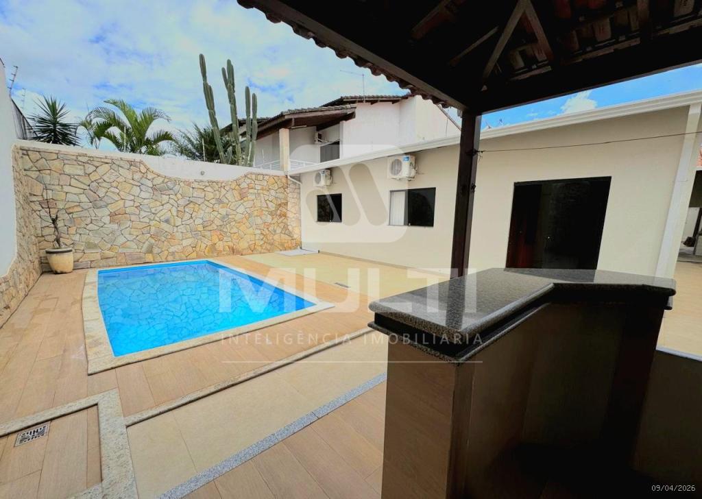 Casa, 4 quartos, 216 m² - Foto 3
