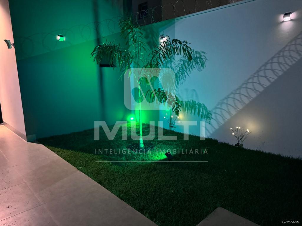 Casa, 4 quartos, 232 m² - Foto 1