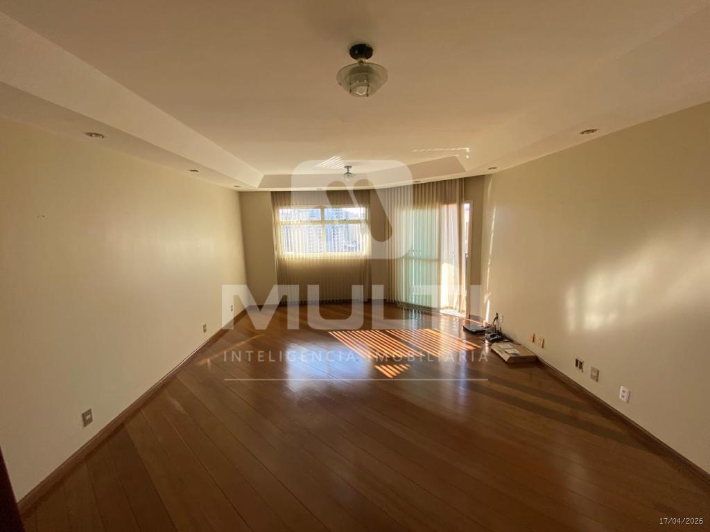 Apartamento, 4 quartos, 224 m² - Foto 2