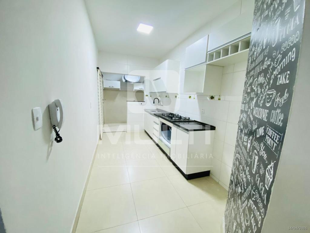 Apartamento, 3 quartos, 70 m² - Foto 2