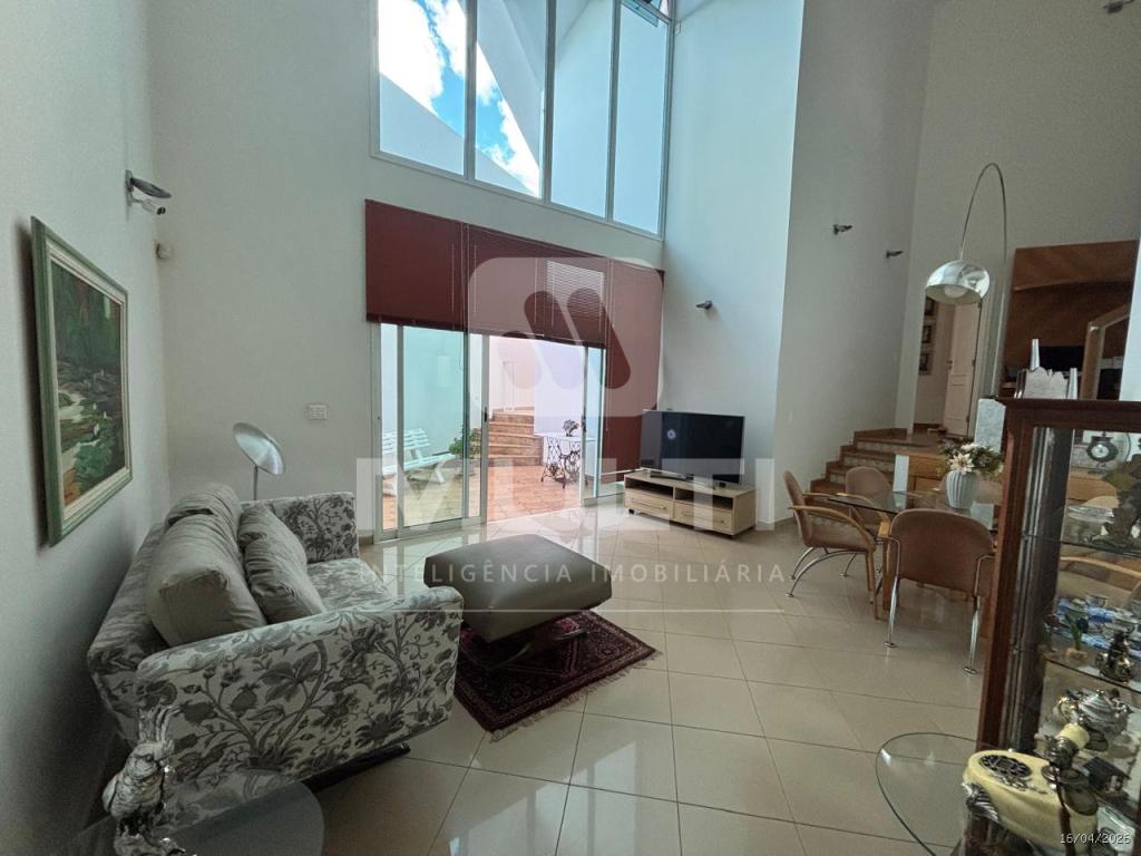 Casa, 1 quarto, 217 m² - Foto 2